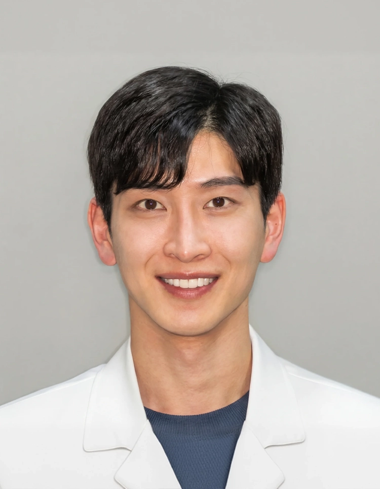 더스마트치과 강봉수 원장